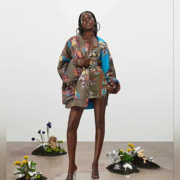 Ivy Park x Adidas Unisex REVERSABLE   satin bomber jacket - Picture 13 of 14